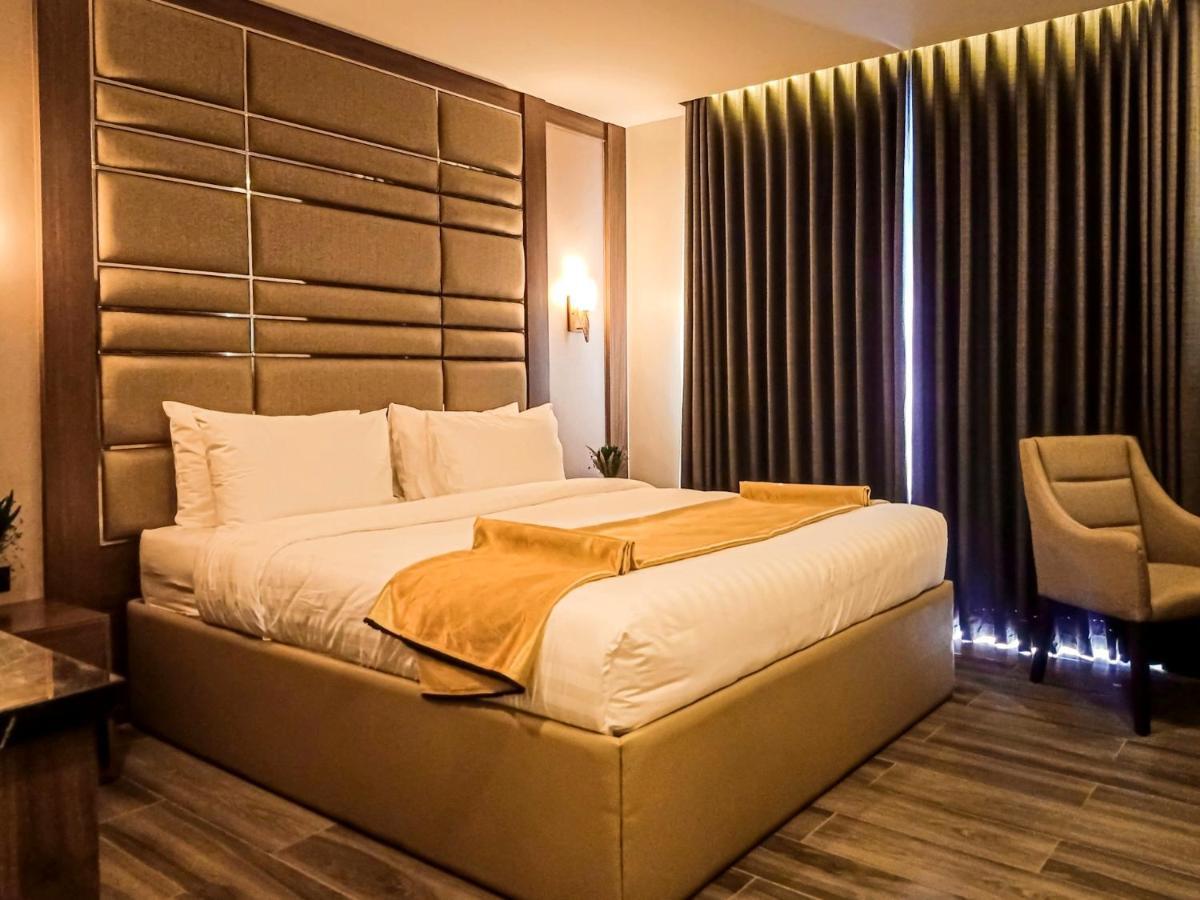 El Vistra Hotel Angeles Ngoại thất bức ảnh